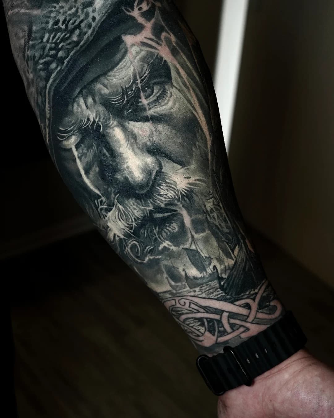 Wikinger-Porträt Tattoo in Black & Grey Realismus — Villingen-Schwenningen